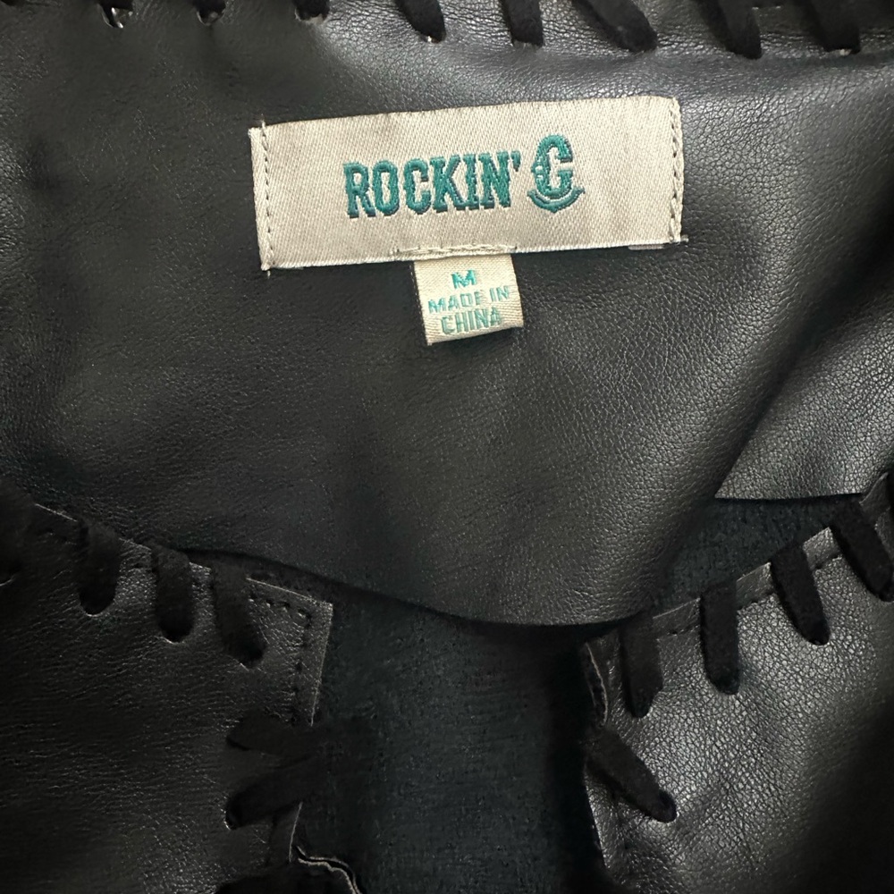 Elegant Black Leather Fringe Jacket - Picture 5 of 6
